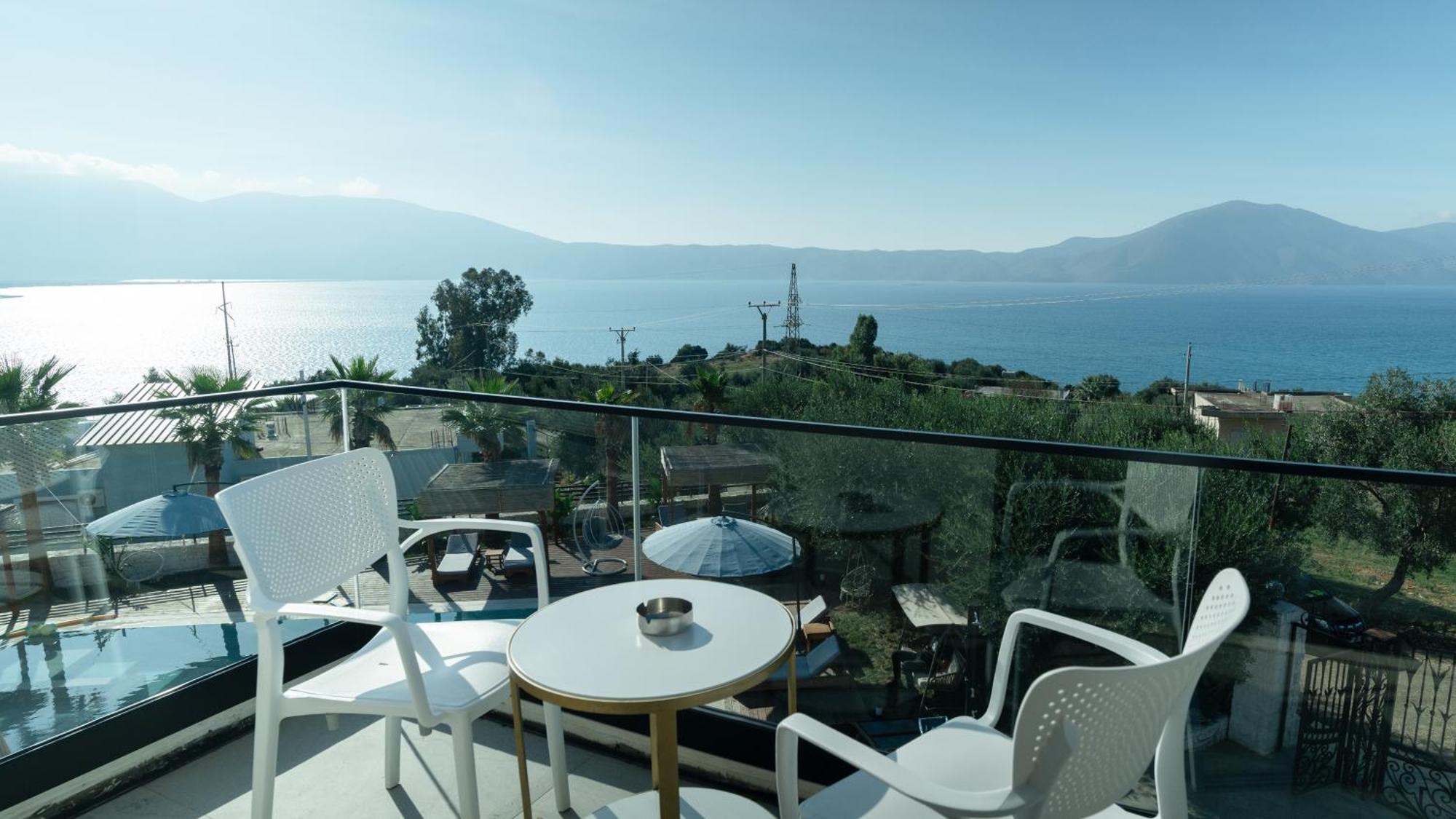 Sea Queen Luxury Hotel Radhimë 外观 照片