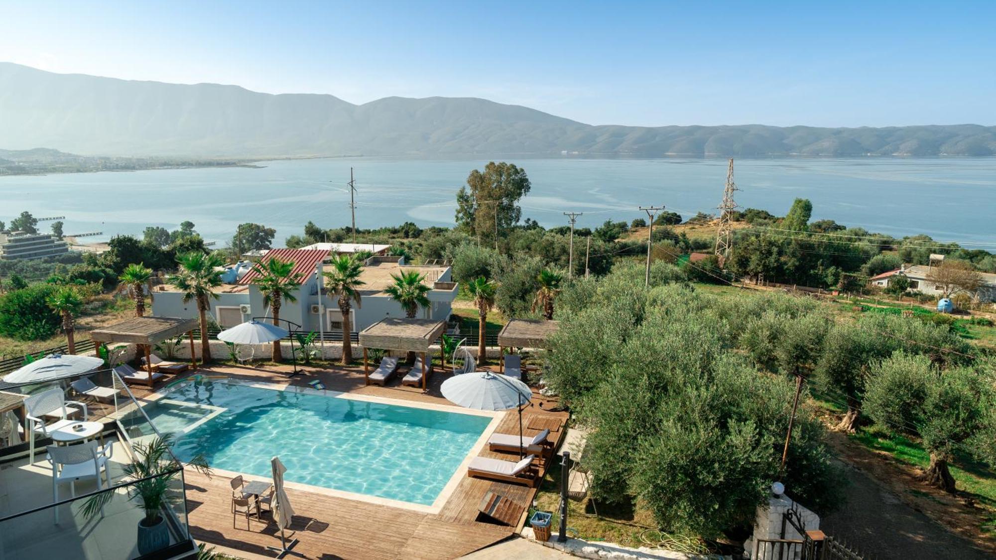 Sea Queen Luxury Hotel Radhimë 外观 照片